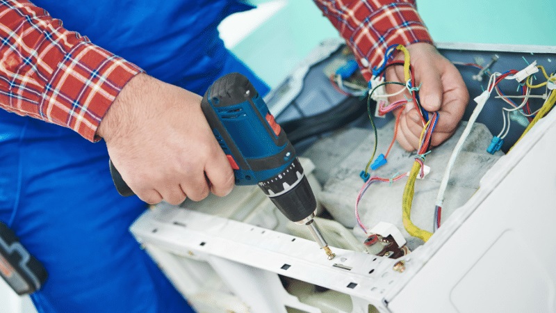 Adapazarı Arçelik Arçelik çamaşır makinesi kart tamiri – Su almama arızası orijinal parça ile giderildi. - Teknik servis örneği
